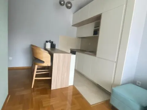 Izdavanje, dvosoban stan, 62m², Baošići, Herceg Novi - image 4