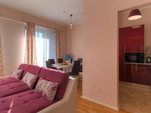 Prodaja, trosoban stan, 104m², Budva, Crna Gora - image 9