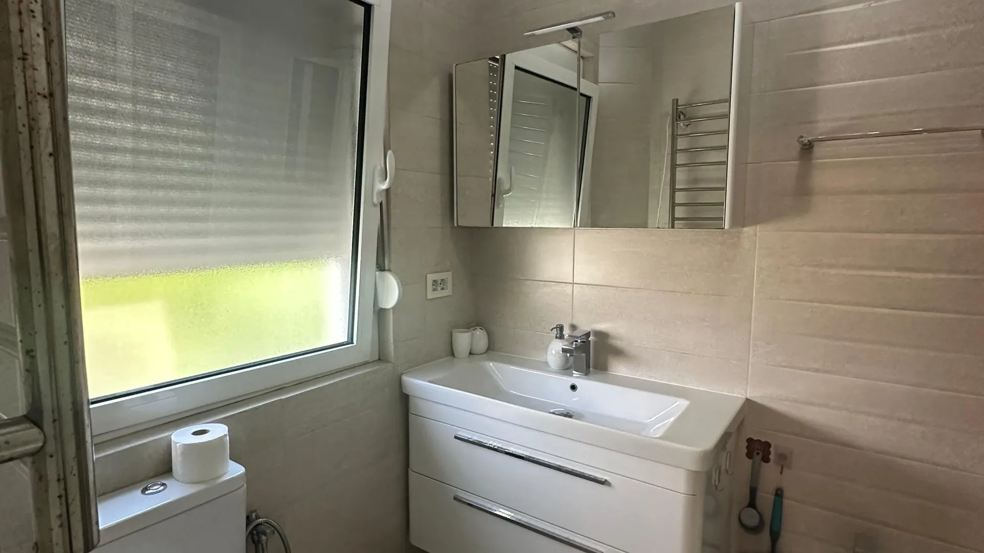 Rent, two bedroom apartment, 85m², Centar, Tivat