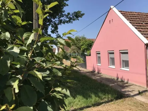 Prodaja, kuća, 70m², Bečej, Novi Sad - image 2