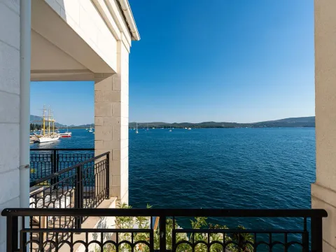 Prodaja, dvosoban stan, 198m², Porto Montenegro, Tivat - image 9