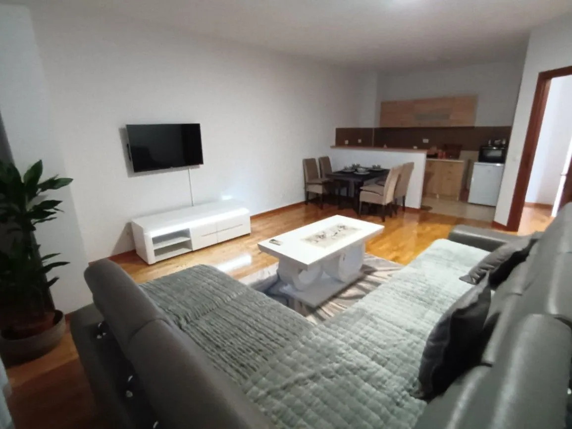 Izdavanje, jednosoban stan, 56m², City Kvart, Podgorica
