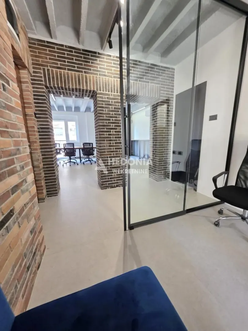 Izdavanje, dvosoban stan, 65m², Savski Venac, Beograd