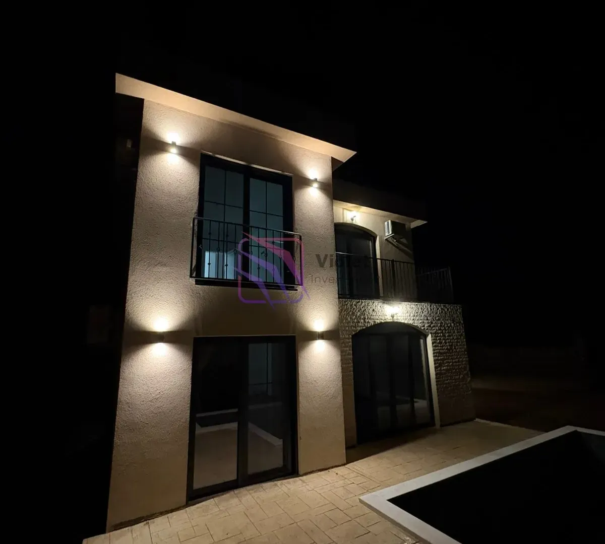 Sale, house, 225m², Šušanj, Bar