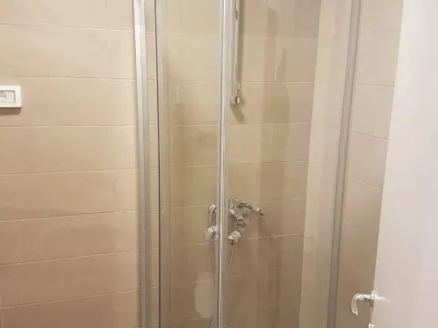 Rent, one bedroom apartment, 44m², City Kej, Podgorica - image 10