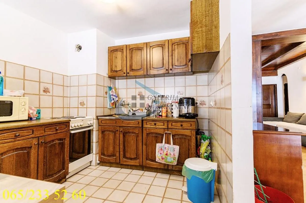 Sale, four bedroom apartment, 81m², Đeram Pijaca, Beograd