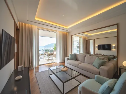 Rent, one bedroom apartment, 81m², Porto Montenegro, Tivat - image 3