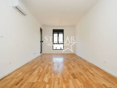 Stan in Tološi