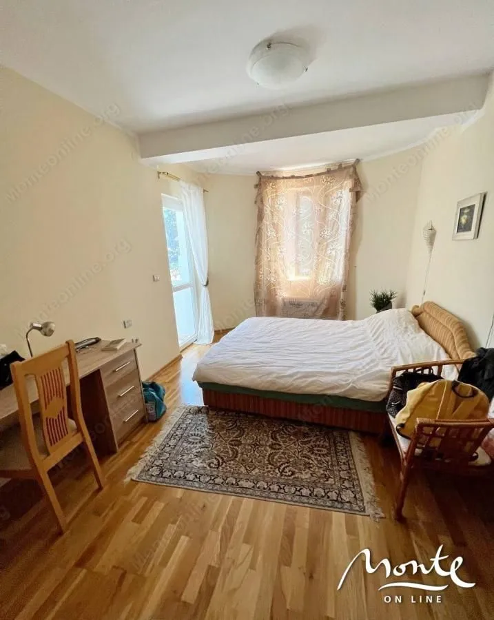 Sale, three bedroom apartment, 132m², Stoliv, Kotor
