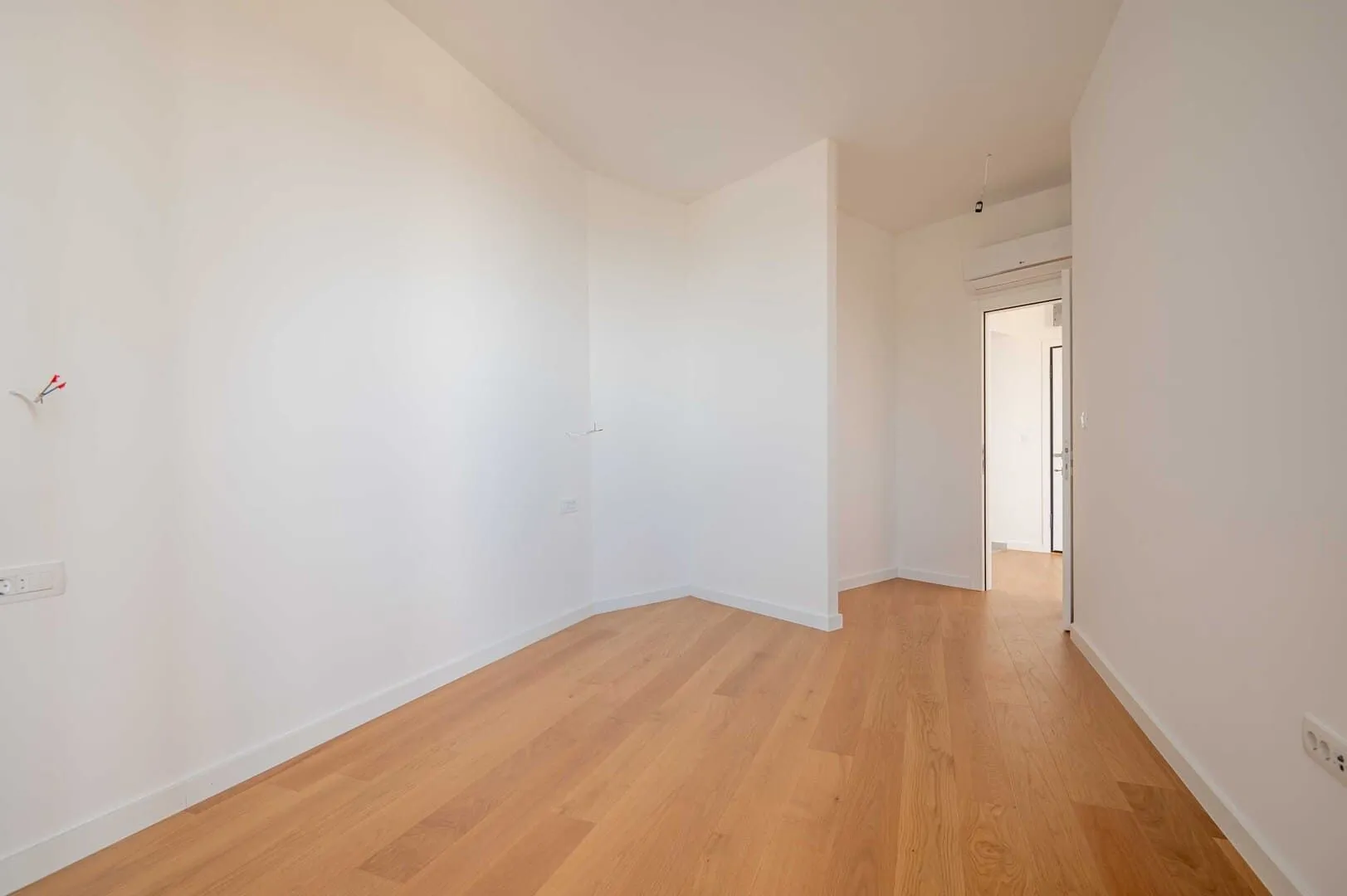Sale, one bedroom apartment, 69m², Bečići, Budva