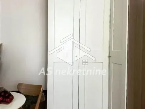 Izdavanje, stan, 40m², Stari Grad, Beograd - image 5