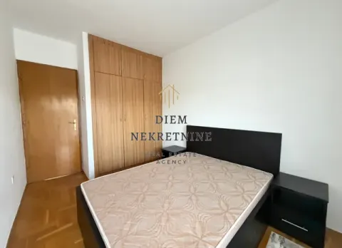 Rent, two bedroom apartment, 80m², Stari Aerodrom, Podgorica - image 10