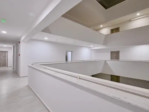 Sale, one bedroom apartment, 45m², Bečići, Budva - image 8