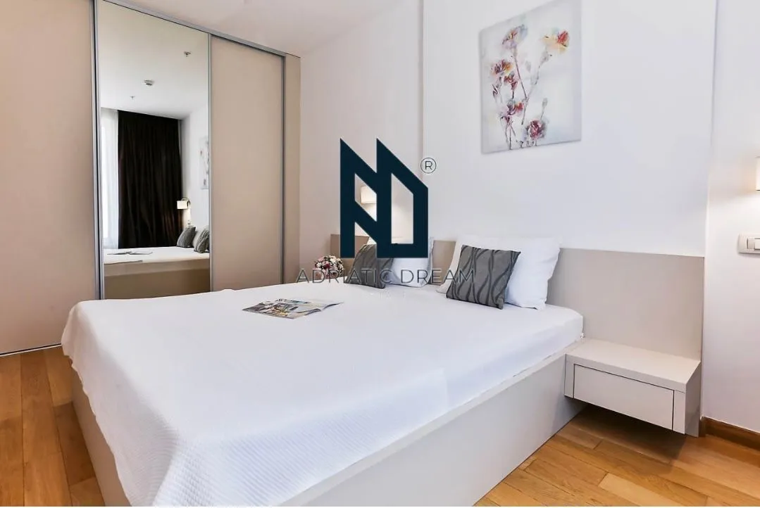 Prodaja, jednosoban stan, 57m², Centar, Budva