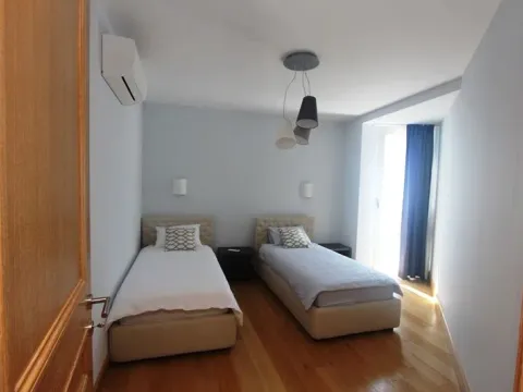 Sale, house, 600m², Blizikuće, Budva - image 9