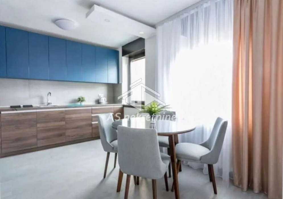 Izdavanje, stan, 90m², Stari Grad, Beograd