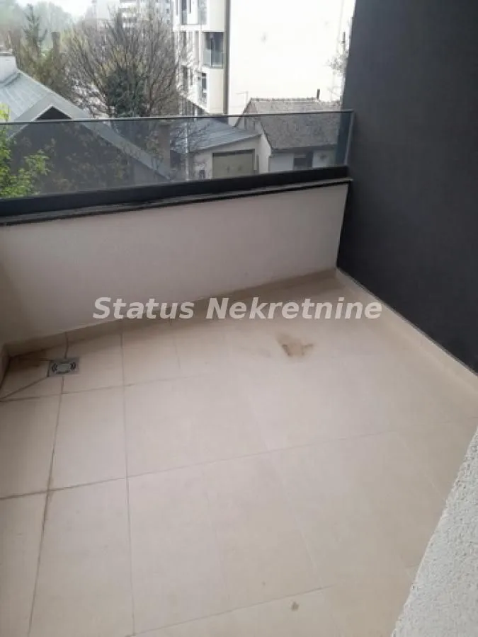 Prodaja, četvorosoban stan, 77m², Telep, Novi Sad Sve Podlokacije