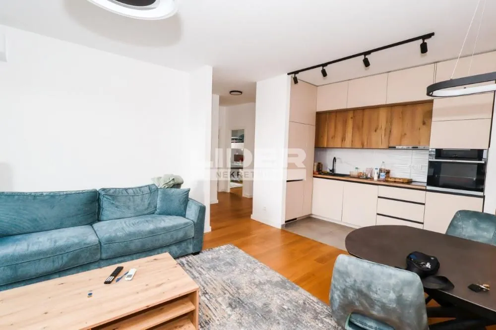 Sale, four bedroom apartment, 88m², Trošarina, Voždovac Sve Podlokacije