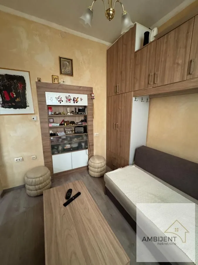 Sale, one bedroom apartment, 18m², Zvezdara Sve Podlokacije, Beograd