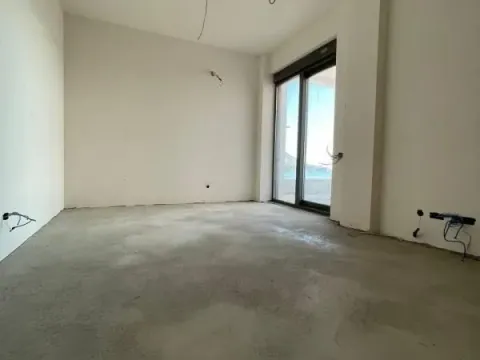 Sale, one bedroom apartment, 41m², Bečići, Budva - image 2