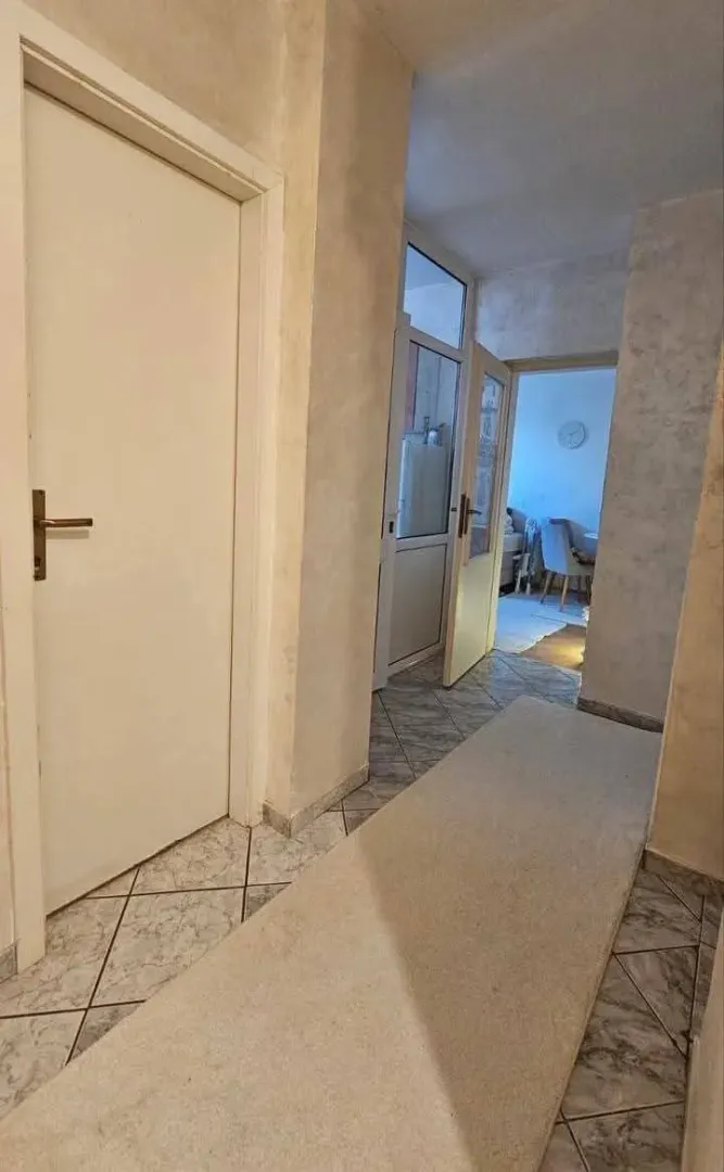 Prodaja, dvosoban stan, 42m², Preko Morače, Podgorica