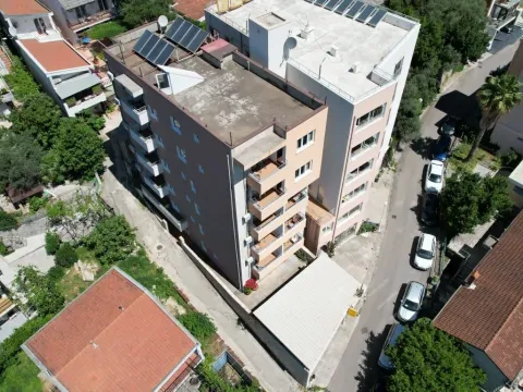 Prodaja, kuća, 1000m², Bečići, Budva - image 4