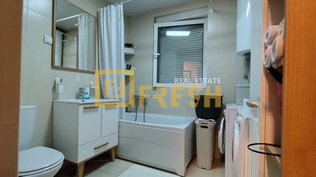 Prodaja, jednosoban stan, 56m², Blok 9, Podgorica