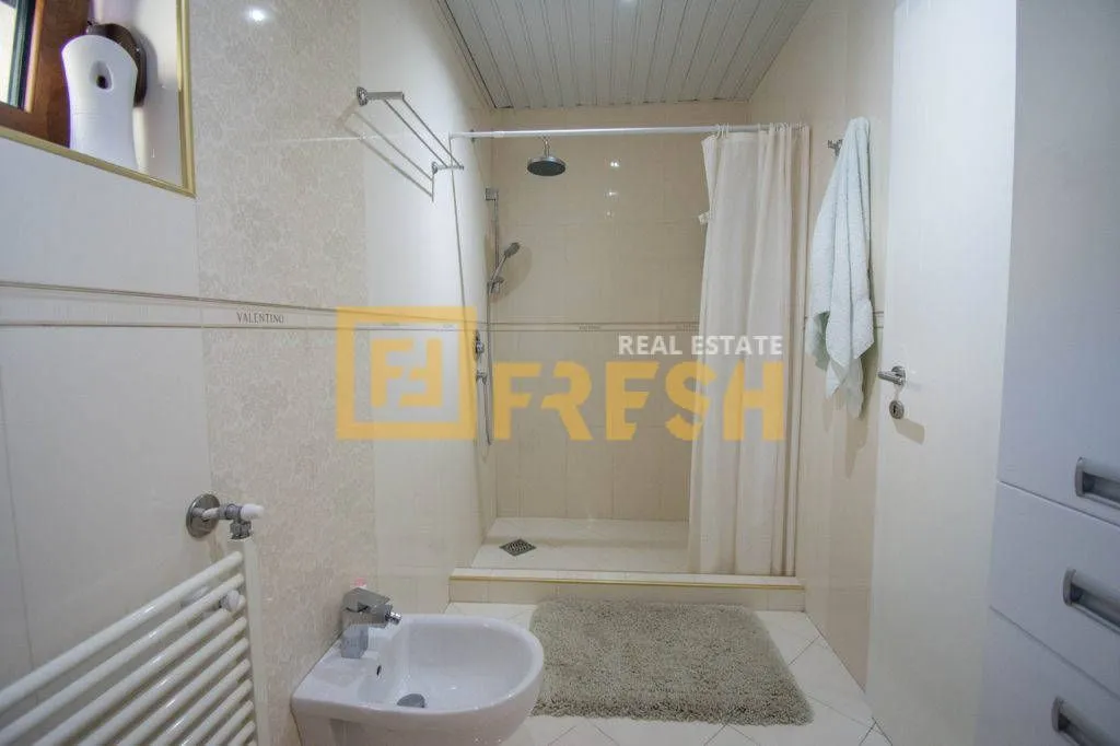 Sale, house, 550m², Budva, Crna Gora