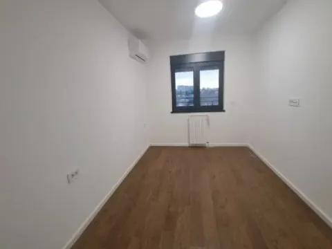 Rent, two bedroom apartment, 48m², Hala Pionir, Palilula Sve Podlokacije - image 7