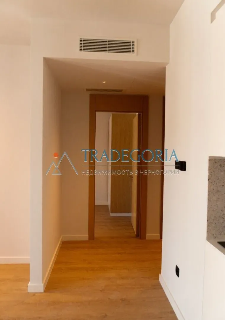 Prodaja, jednosoban stan, 56m², Tivat, Crna Gora