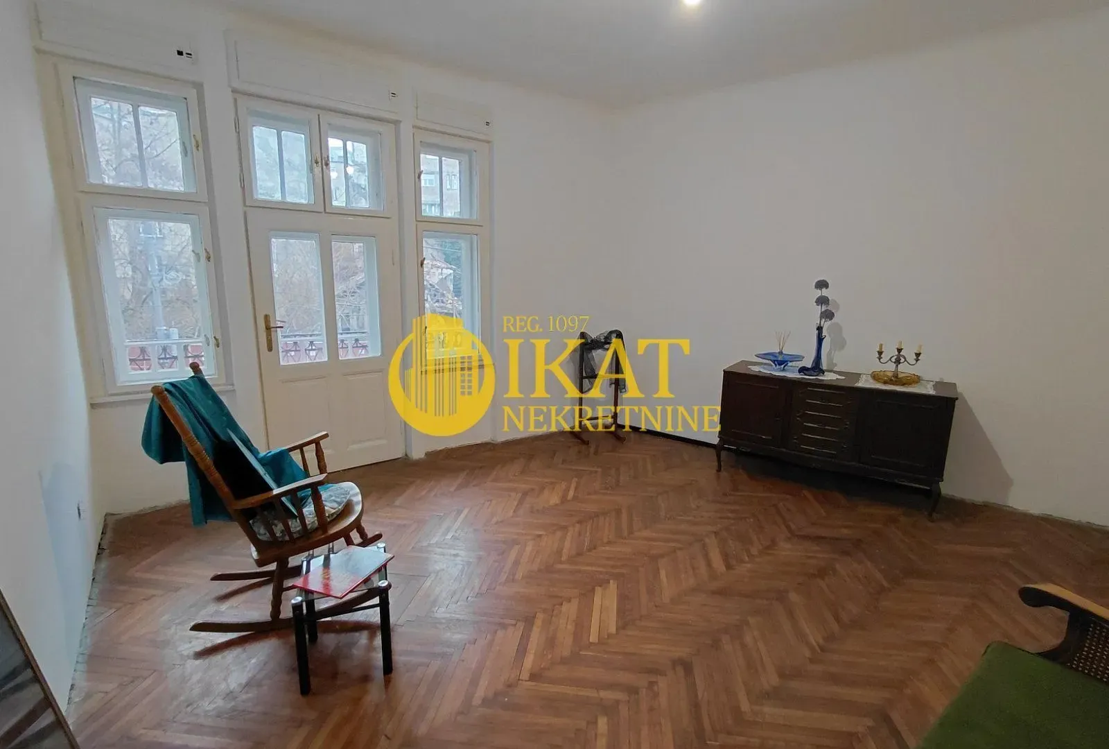 Prodaja, dvosoban stan, 87m², Stari Grad, Beograd