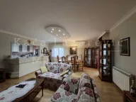 Prodaja, četvorosoban stan, 148m², Voždovac Sve Podlokacije, Beograd - image 1