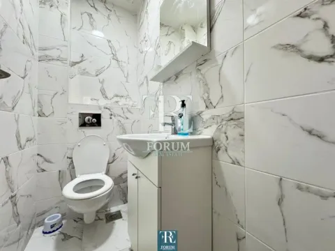 Izdavanje, dvosoban stan, 60m², Gornja Gorica, Podgorica - image 12