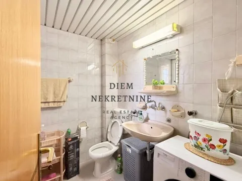 Rent, one bedroom apartment, 62m², Centar, Bar - image 4