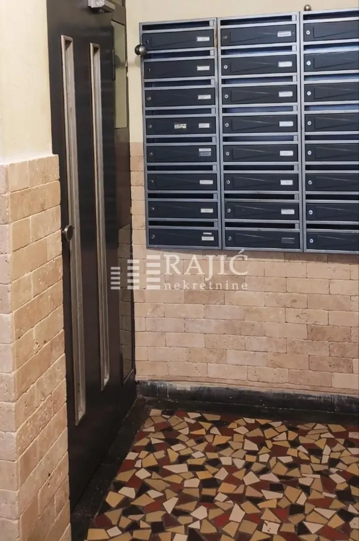 Rent, office space, 67m², Vračar Hram, Vračar Sve Podlokacije