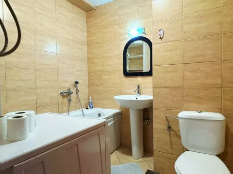 Rent, one bedroom apartment, 45m², Blok 9, Podgorica - image 9