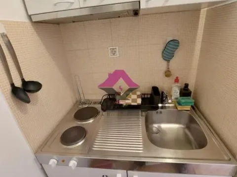 Rent, two bedroom apartment, 60m², Stari Grad, Beograd - image 14