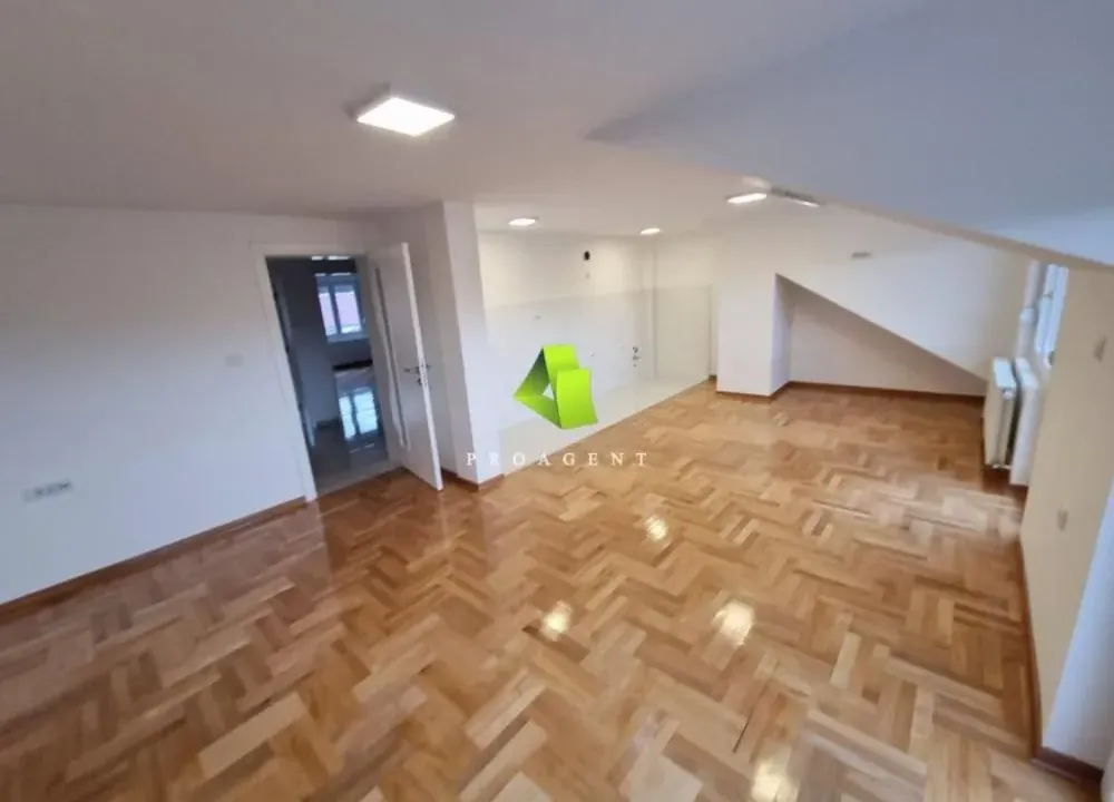 Rent, office space, 100m², Medijana, Niš