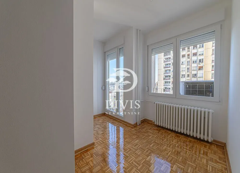 Sale, two bedroom apartment, 55m², Novi Beograd Blok 12, Novi Beograd Sve Podlokacije