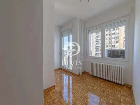 Prodaja, dvosoban stan, 55m², Novi Beograd Blok 12, Novi Beograd Sve Podlokacije - image 1