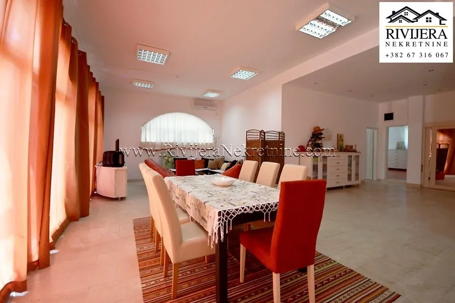 Prodaja, kuća, 234m², Baošići, Herceg Novi