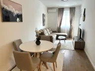 Izdavanje, jednosoban stan, 44m², Pobrežje, Podgorica - image 1