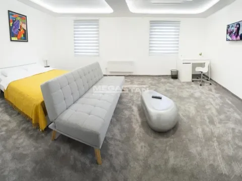 Sale, house, 195m², Vračar Hram, Vračar Sve Podlokacije - image 4