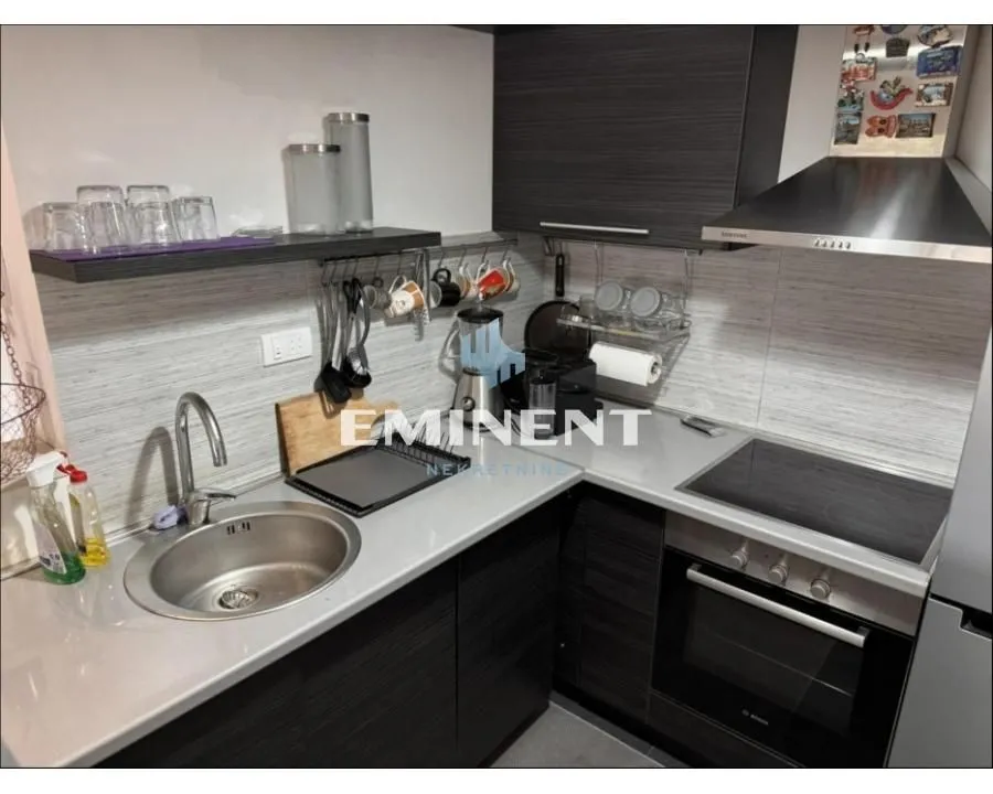 Izdavanje, dvosoban stan, 44m², Palilula Sve Podlokacije, Beograd