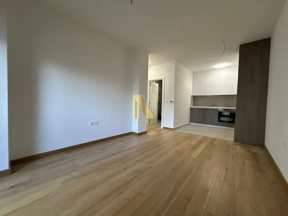 Izdavanje, dvosoban stan, 46m², Telep, Novi Sad Sve Podlokacije