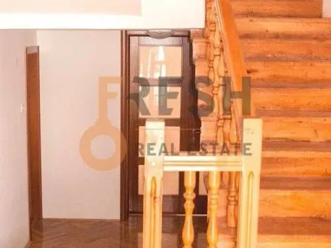 Sale, house, 397m², Ostalo, Podgorica - image 18