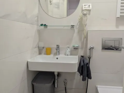 Izdavanje, stan, 40m², Central Point, Podgorica - image 7