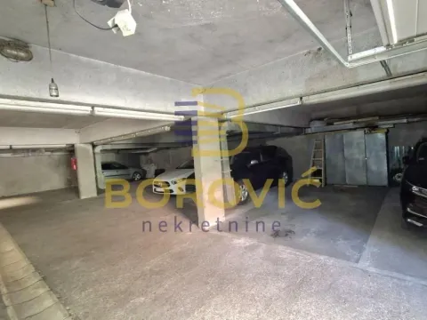 Rent, apartment, 220m², Savski Venac, Beograd - image 20