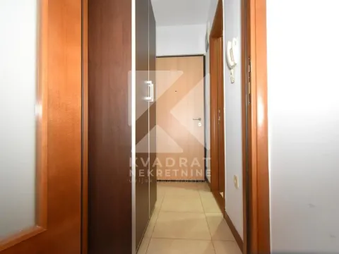 Rent, studio apartment, 24m², Stari Aerodrom, Podgorica - image 6