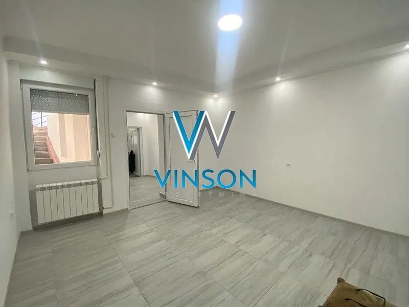 Prodaja, jednosoban stan, 27m², Centar, Novi Sad